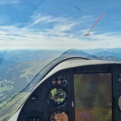 Flugwegposition um 13:01:11: Aufgenommen in der Nähe von Gemeinde Wald im Pinzgau, 5742 Wald im Pinzgau, Österreich in 3078 Meter